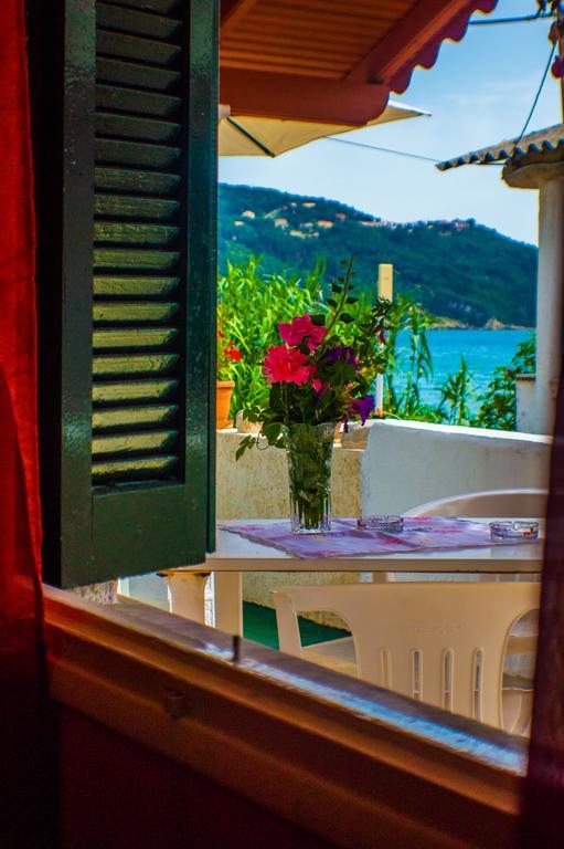 Agathi Beach House Агиос-Гордиос Номер фото